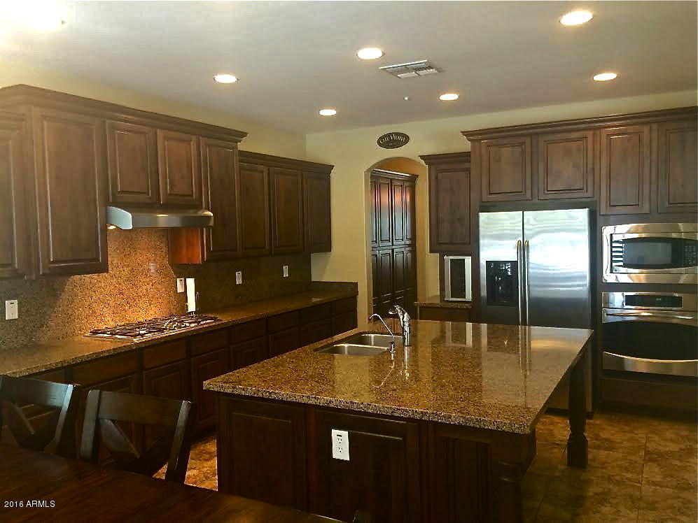 1777 W OCOTILLO Road, Chandler, AZ 85248