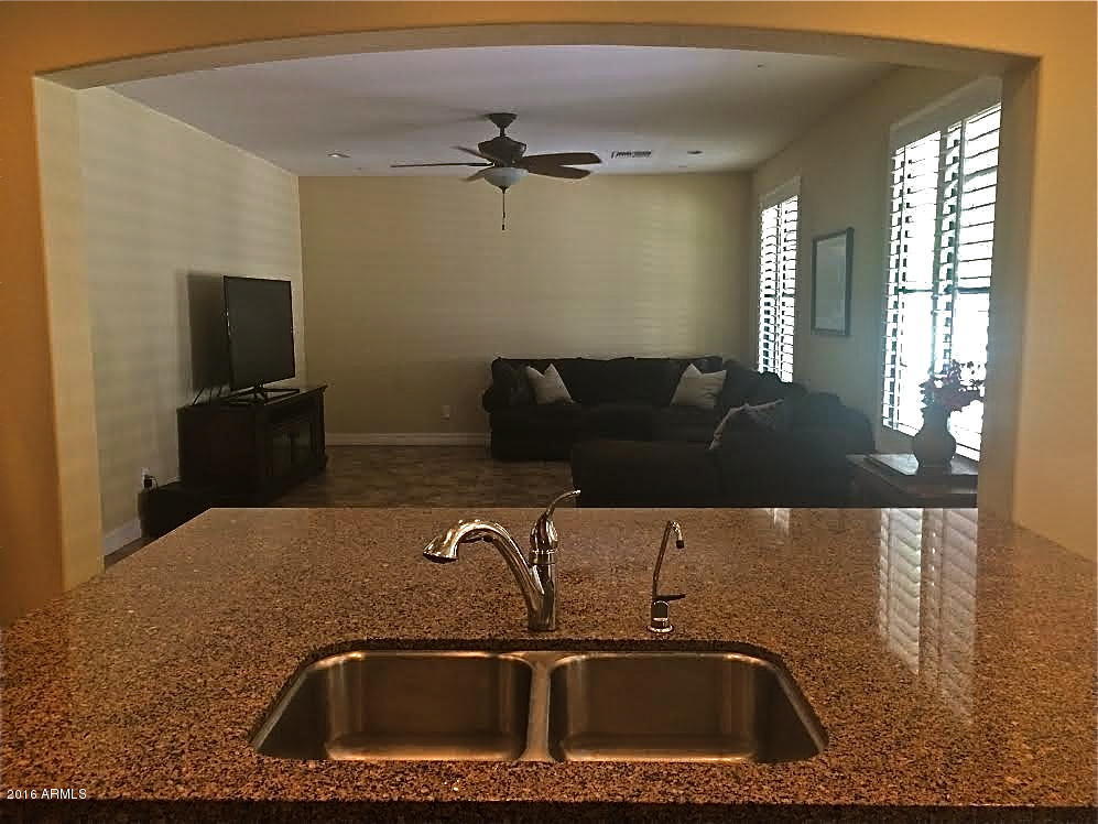 1777 W OCOTILLO Road, Chandler, AZ 85248