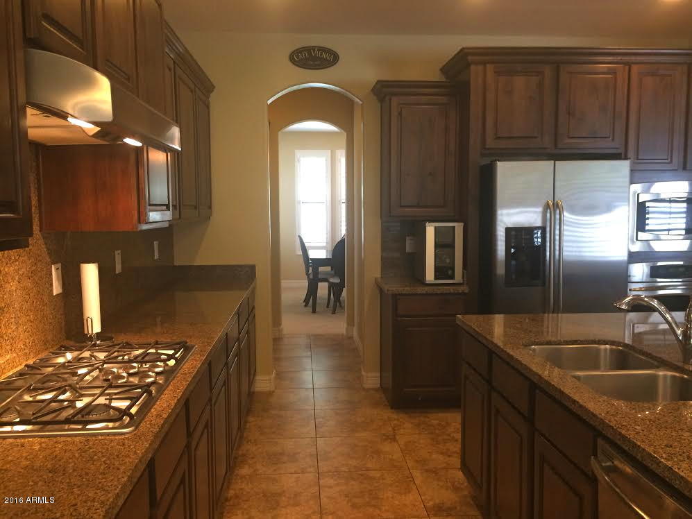 1777 W OCOTILLO Road, Chandler, AZ 85248