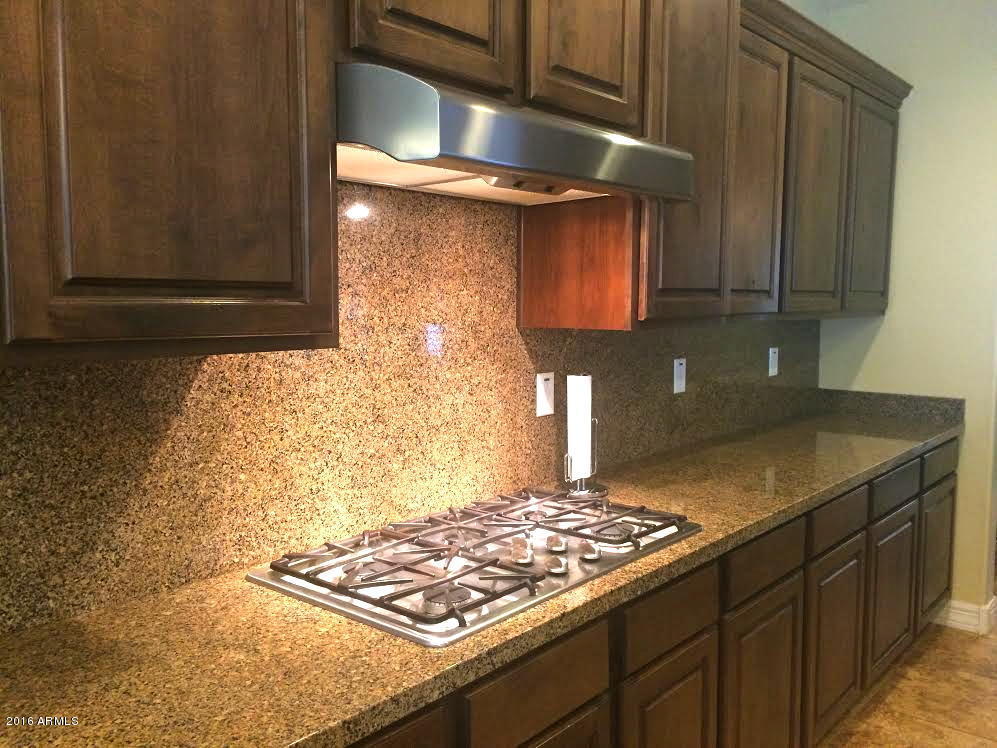 1777 W OCOTILLO Road, Chandler, AZ 85248