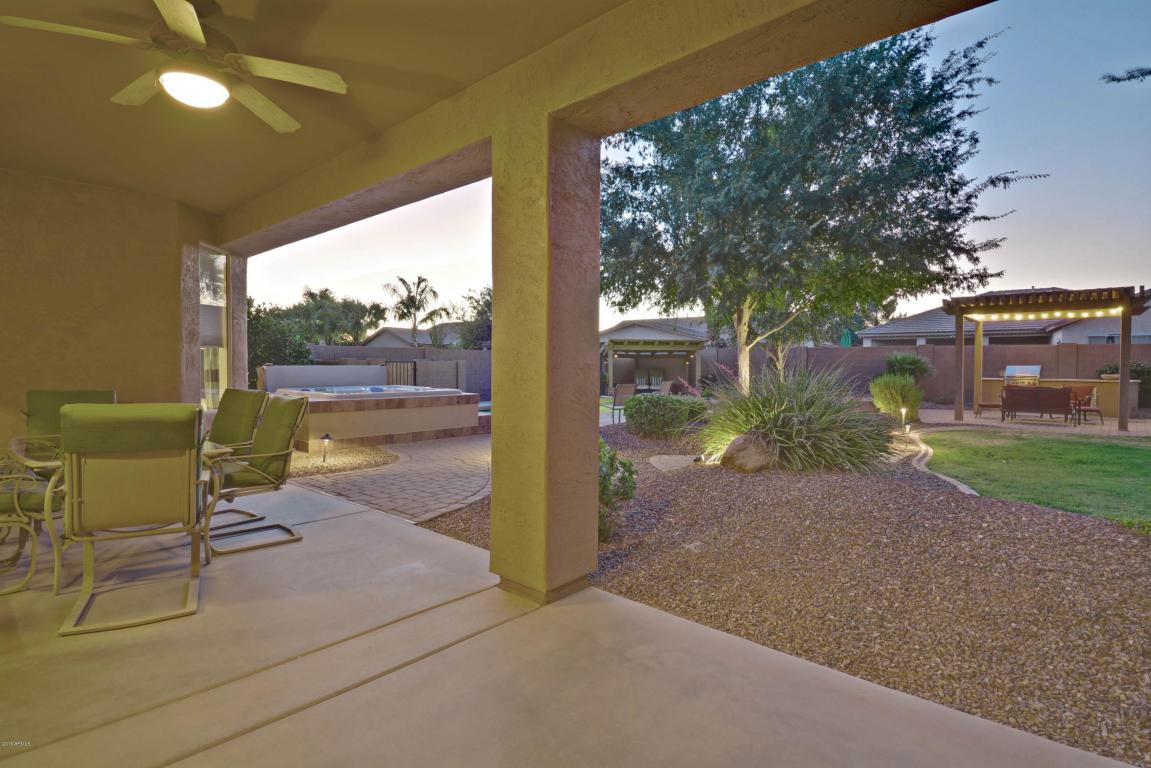 2442 E Waterview Place, Chandler, AZ 85249