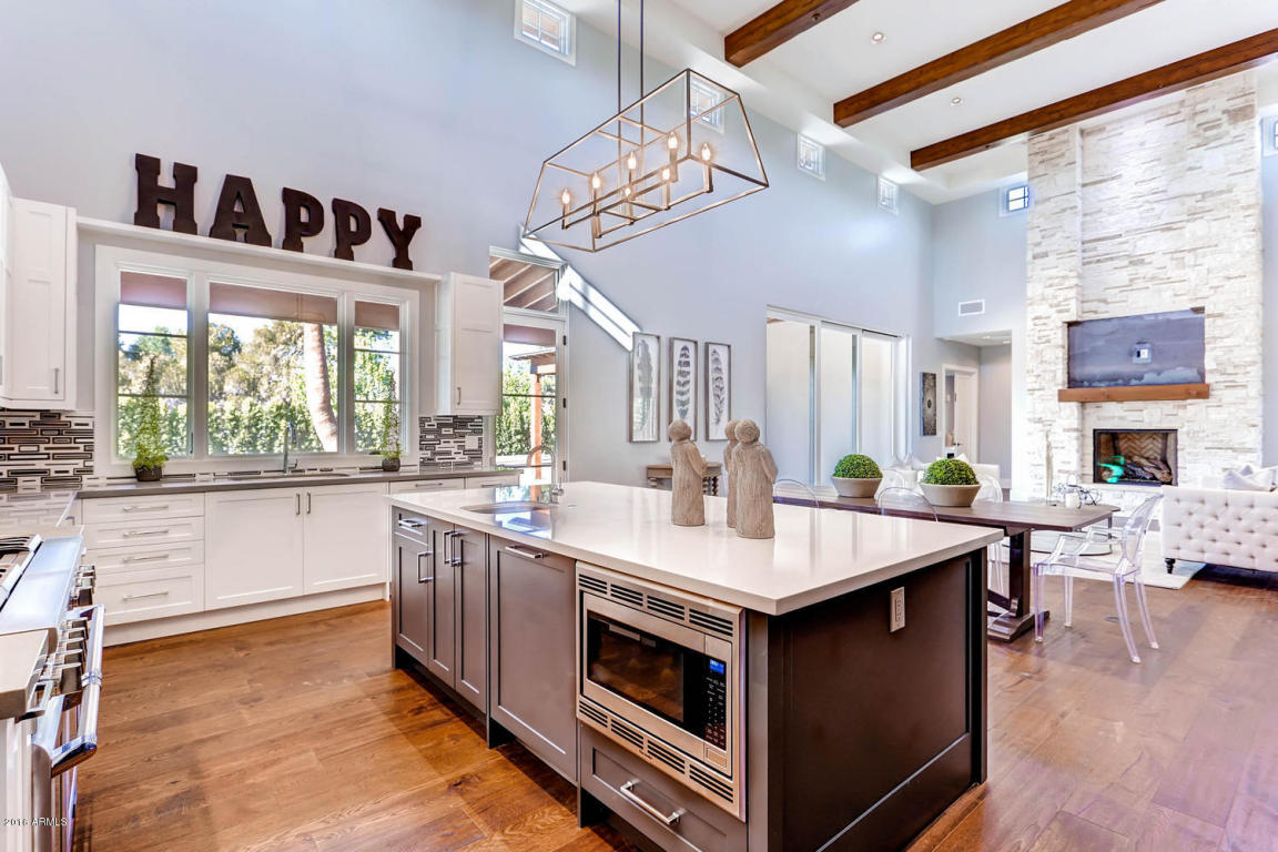 7402 E CHOLLA Lane, Scottsdale, AZ 85250