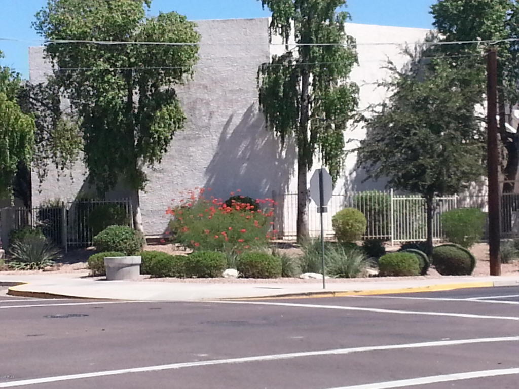 7474 E EARLL Drive, Scottsdale, AZ 85251