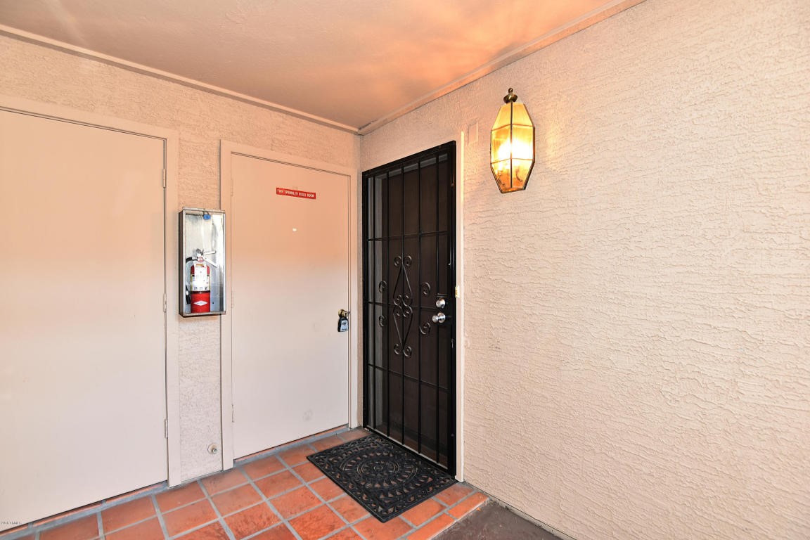 3031 N Civic Center Plaza, Scottsdale, AZ 85251