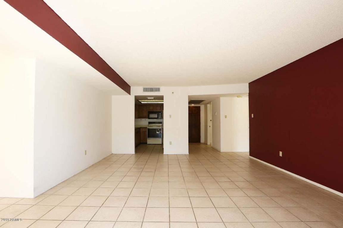 7870 E Camelback Road, Scottsdale, AZ 85251