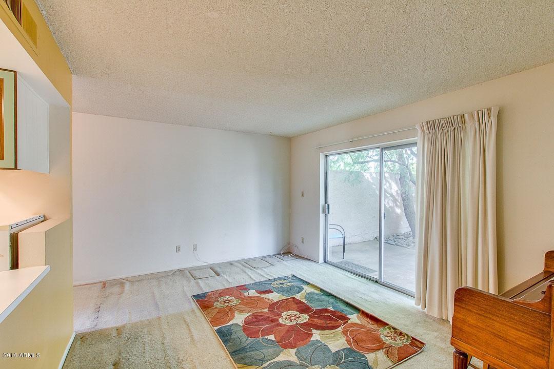 8576 E INDIAN SCHOOL Road, Scottsdale, AZ 85251