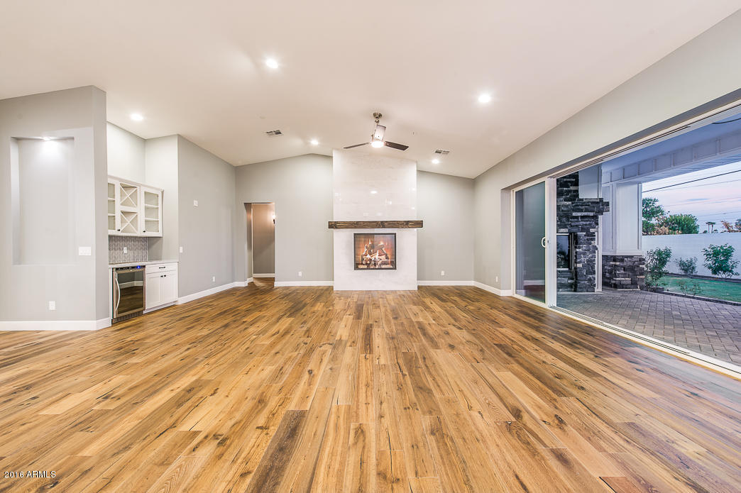 4812 N 68th Place, Scottsdale, AZ 85251