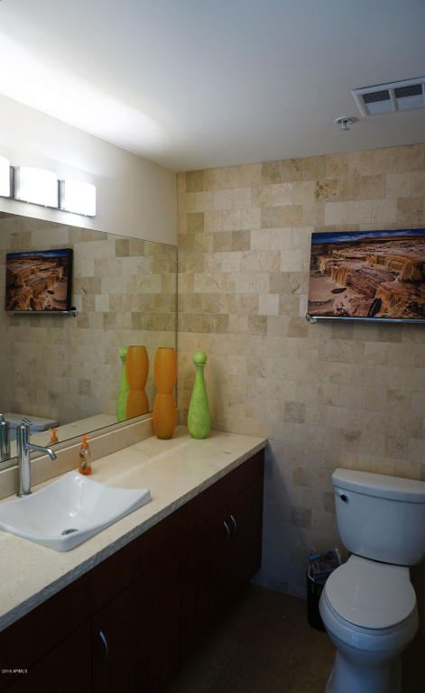 7167 E Rancho Vista Drive, Scottsdale, AZ 85251