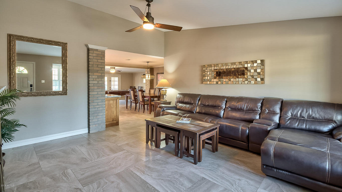 6731 E 2ND Street, Scottsdale, AZ 85251