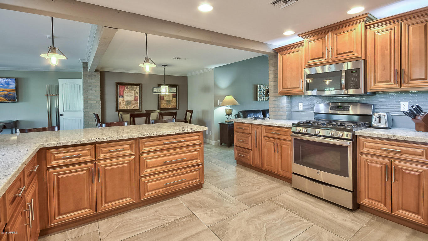 6731 E 2ND Street, Scottsdale, AZ 85251