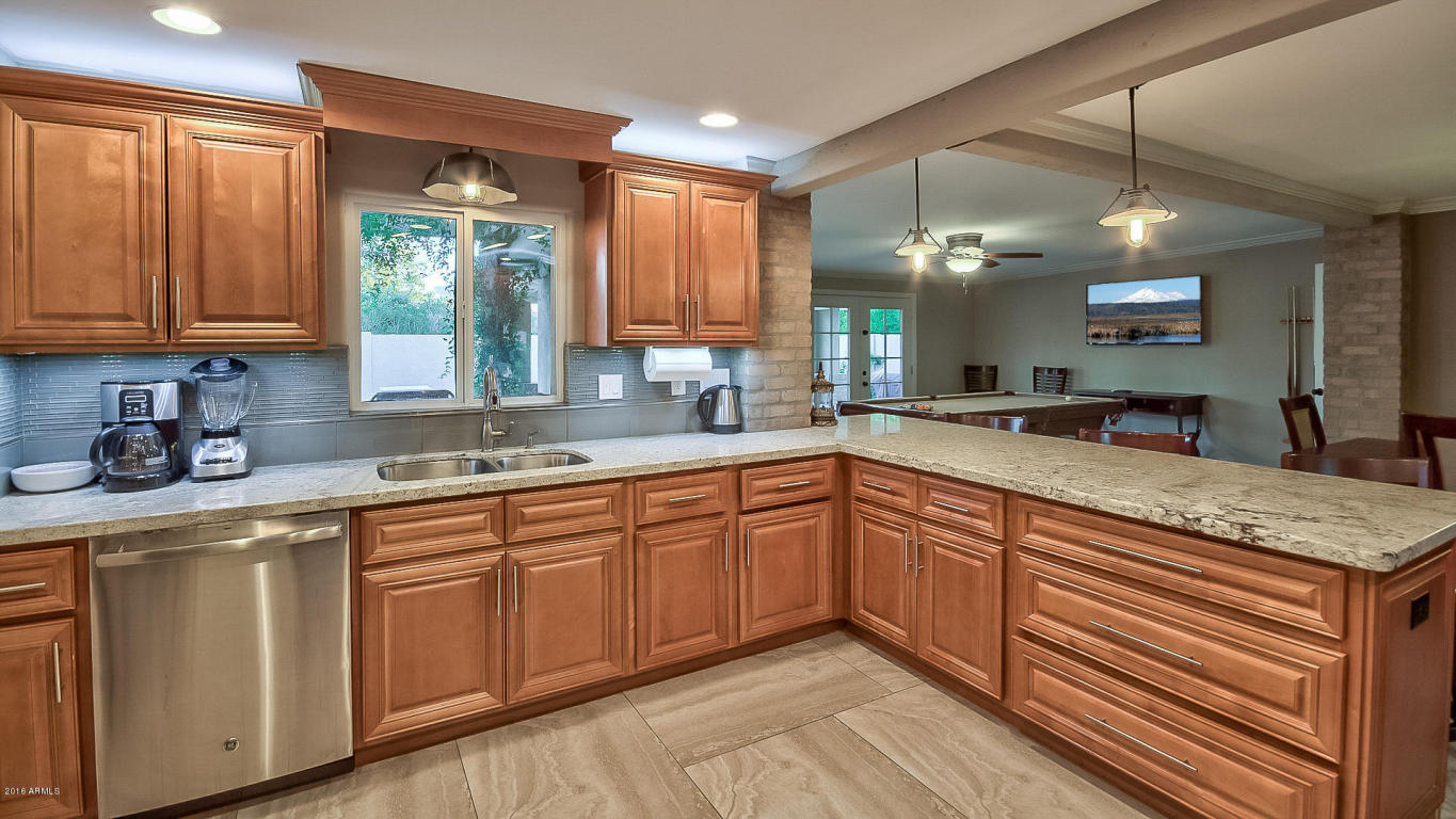 6731 E 2ND Street, Scottsdale, AZ 85251