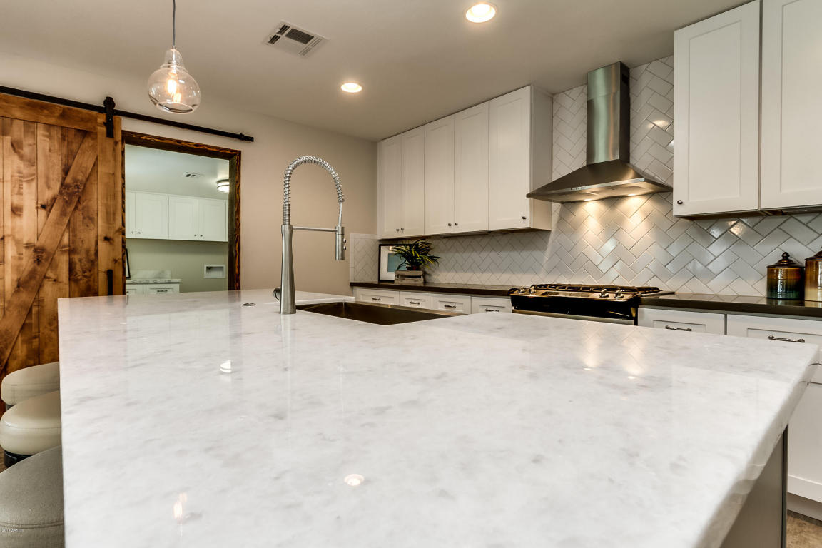 8238 E INDIANOLA Avenue, Scottsdale, AZ 85251