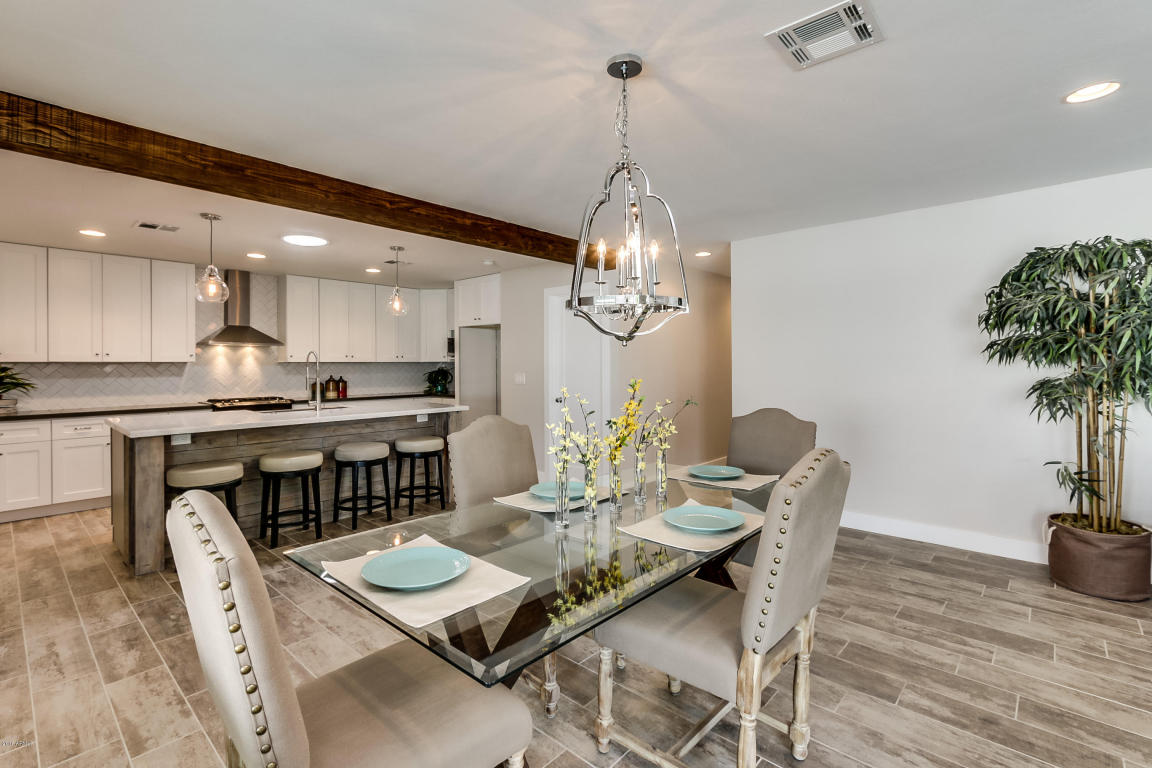 8238 E INDIANOLA Avenue, Scottsdale, AZ 85251