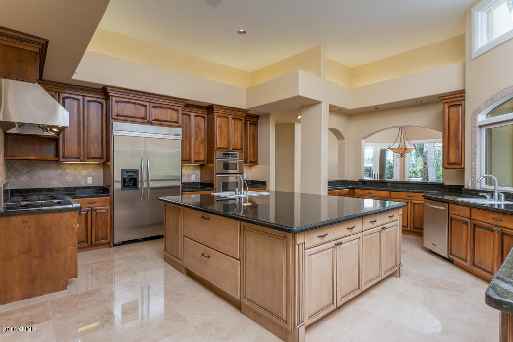 5636 E VIA BUENA VISTA --, Paradise Valley, AZ 85253