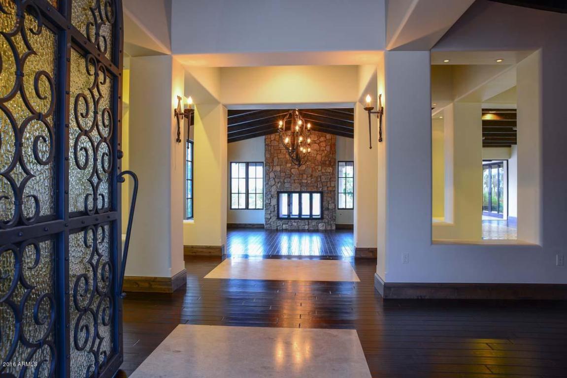 6303 N 33RD Street, Paradise Valley, AZ 85253