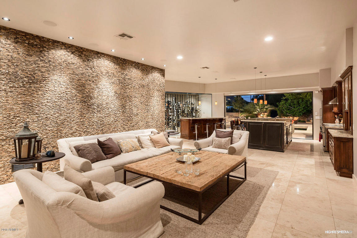 8100 N 54th Street, Paradise Valley, AZ 85253