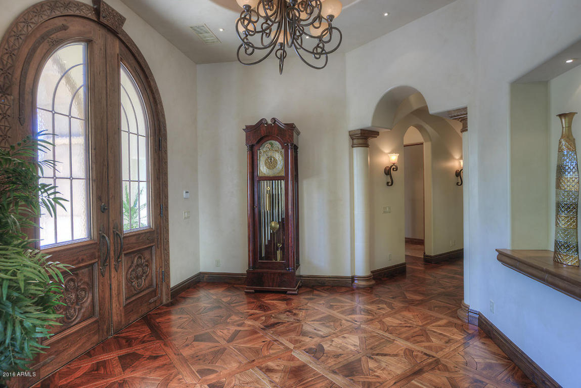 4228 E CLAREMONT Avenue, Paradise Valley, AZ 85253