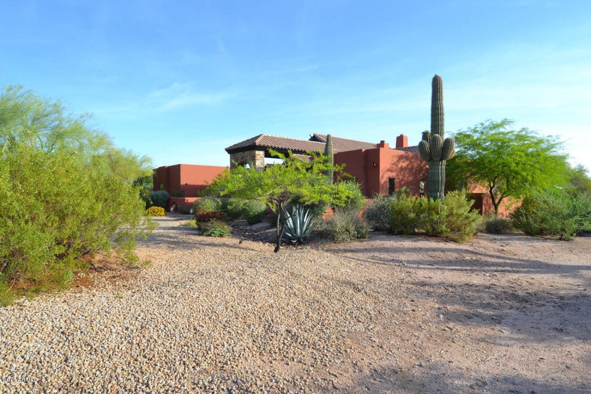 9335 E ADOBE Drive, Scottsdale, AZ 85255