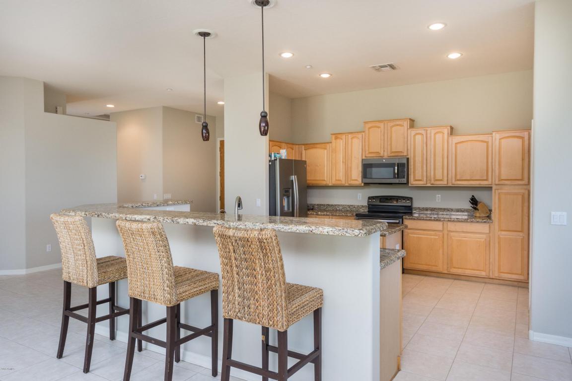 10404 E MEADOWHILL Drive, Scottsdale, AZ 85255