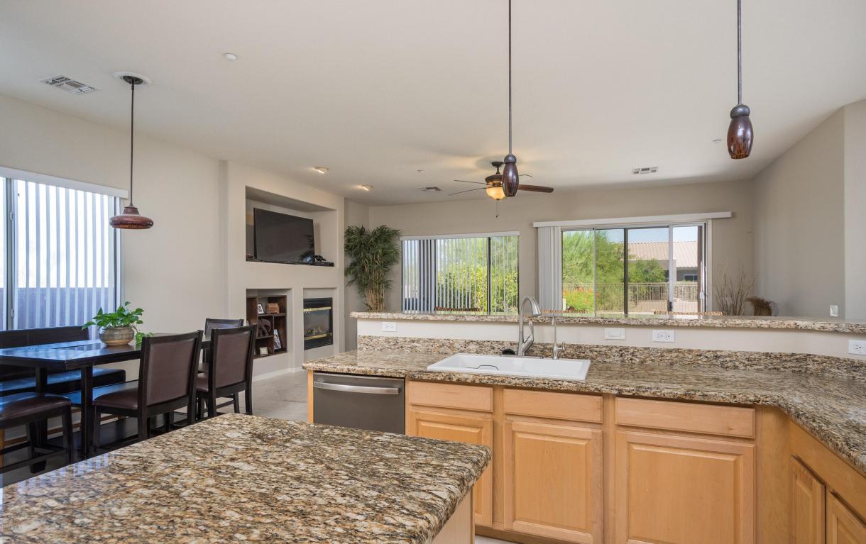 10404 E MEADOWHILL Drive, Scottsdale, AZ 85255