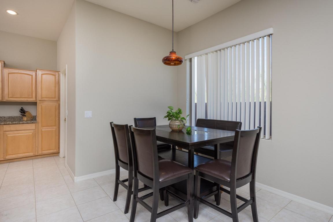10404 E MEADOWHILL Drive, Scottsdale, AZ 85255