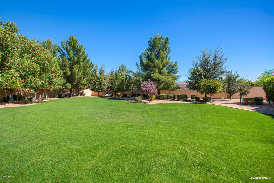 8221 N 73rd Place, Scottsdale, AZ 85258