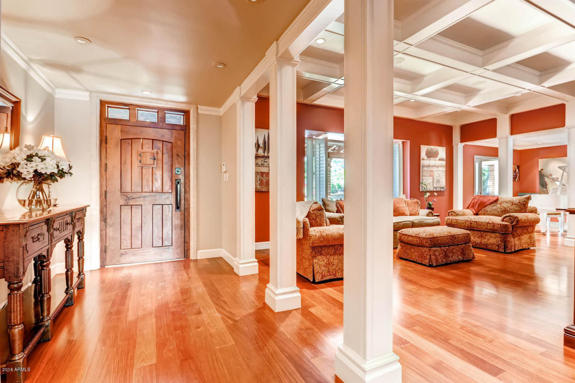 8219 N 74TH Place, Scottsdale, AZ 85258