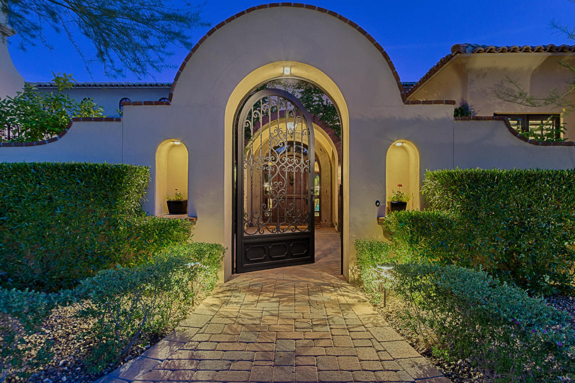 13735 E YUCCA Street, Scottsdale, AZ 85259