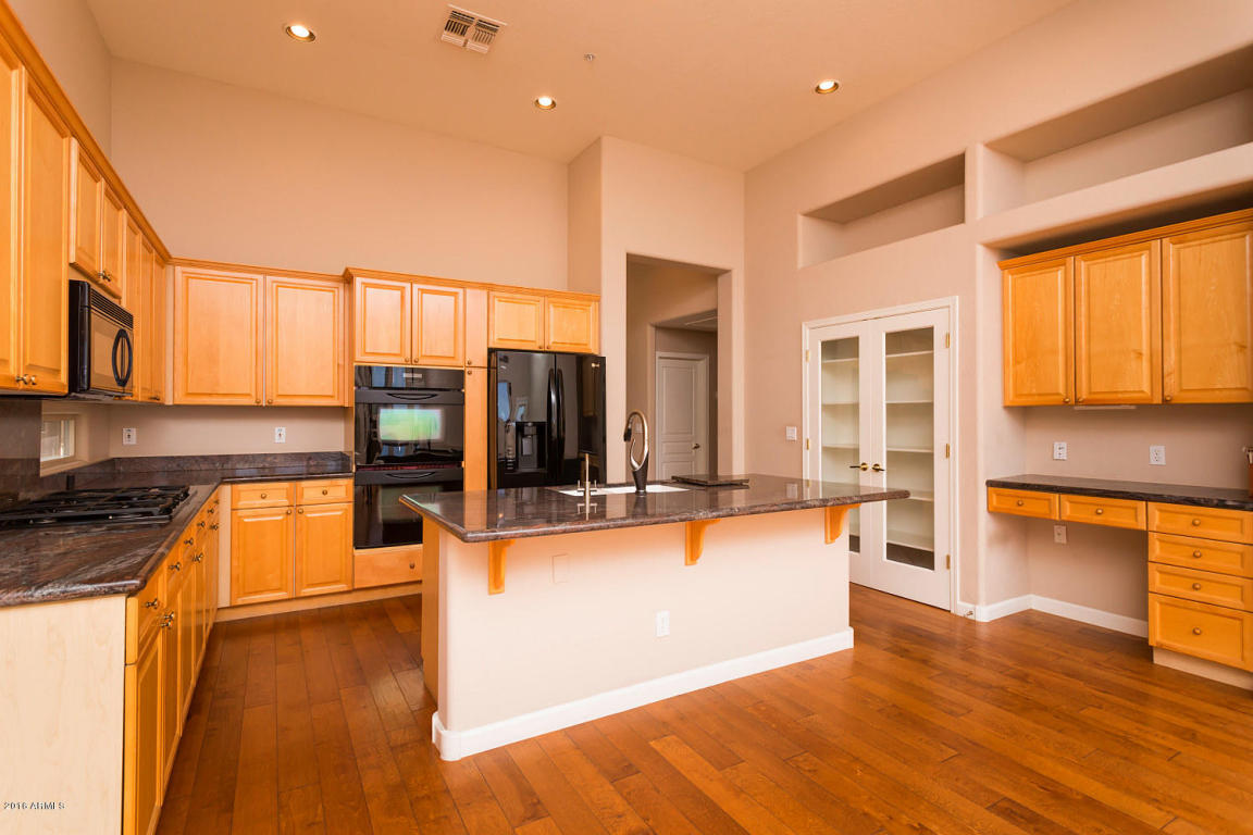 13669 E LAUREL Lane, Scottsdale, AZ 85259