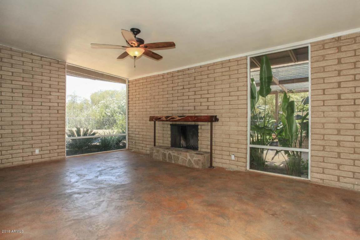 8524 E KALIL Drive, Scottsdale, AZ 85260