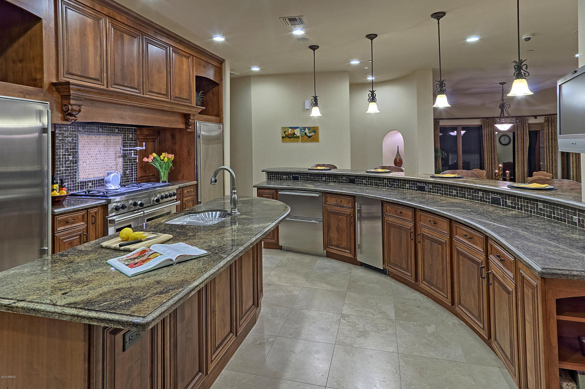 9118 N Vista Verde Court, Fountain Hills, United States 85268