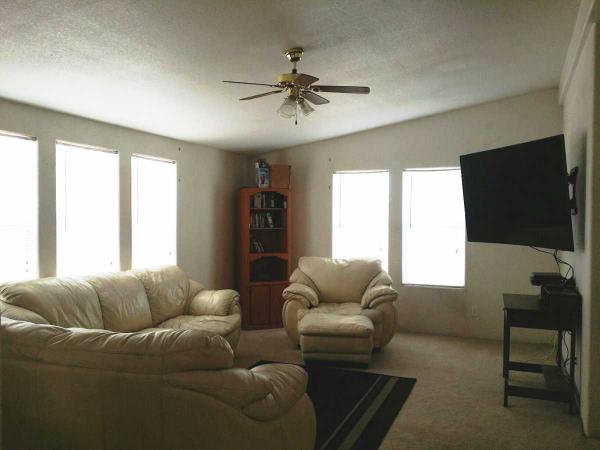 Tempe Cascade Mobile Home Estates 2340 E. University DrTempe, AZ 85281