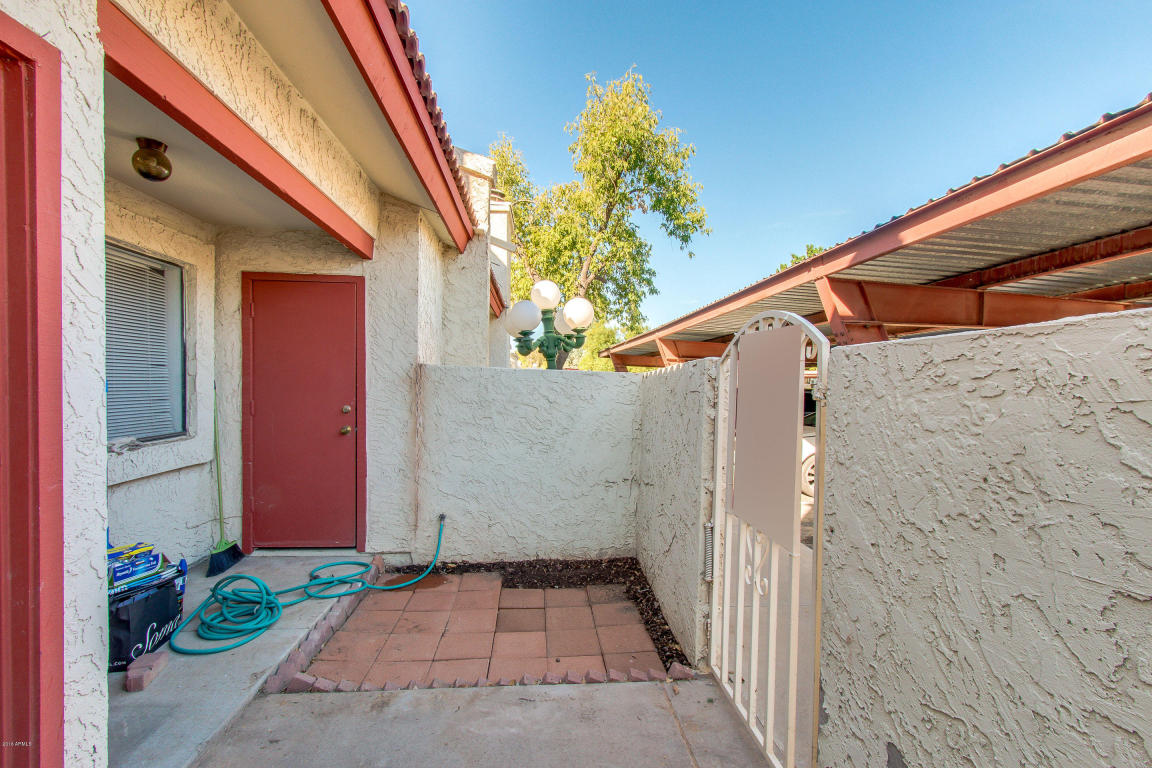 633 W SOUTHERN Avenue, Tempe, AZ 85282