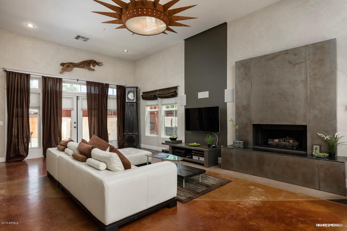 140 W COTTAGE Lane, Tempe, AZ 85282