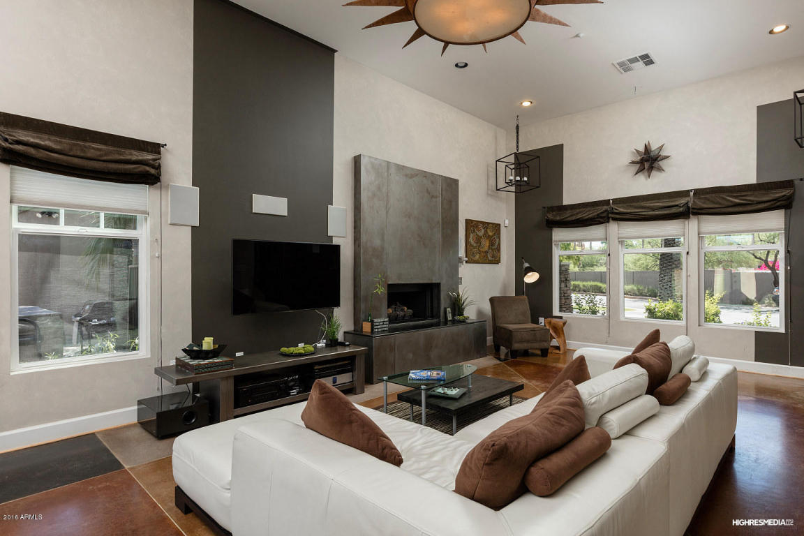 140 W COTTAGE Lane, Tempe, AZ 85282