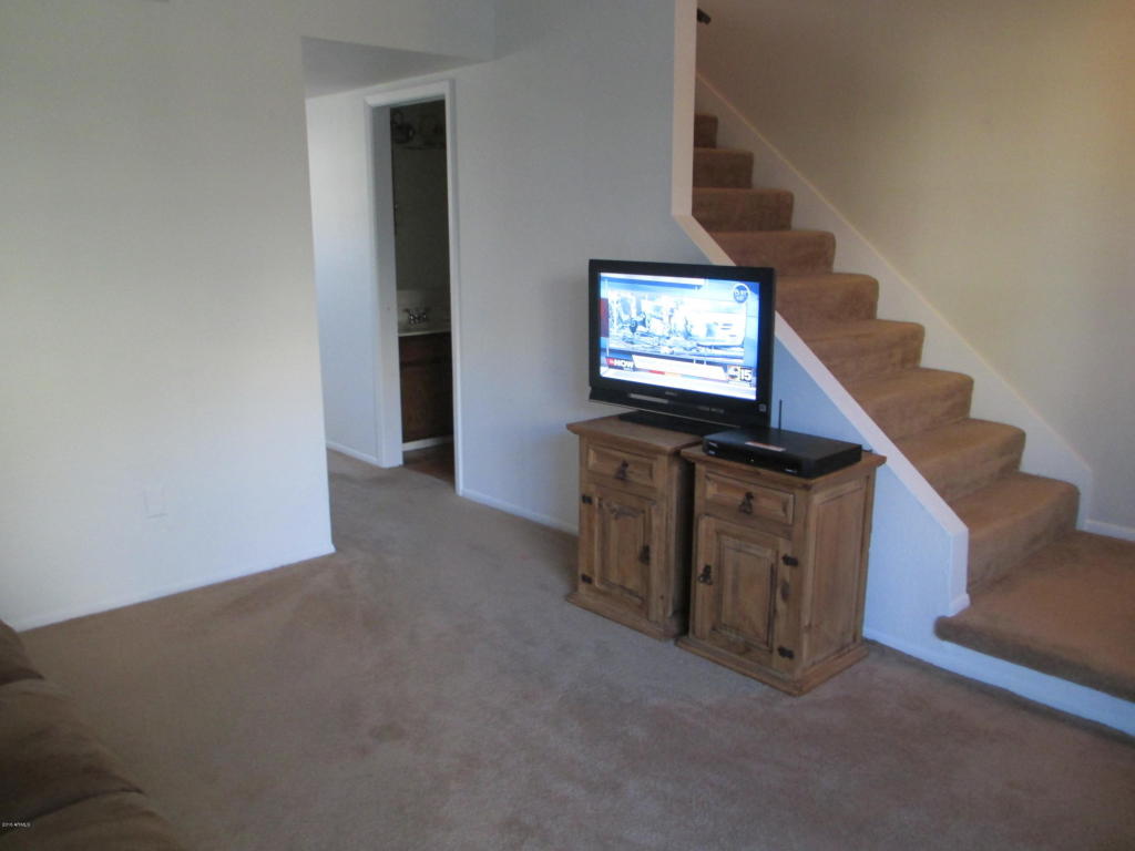 908 E BENDIX Drive, Tempe, AZ 85283