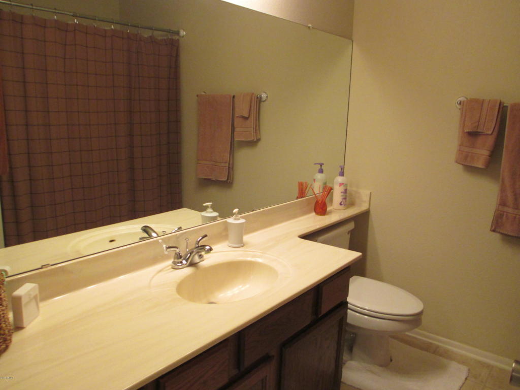 908 E BENDIX Drive, Tempe, AZ 85283