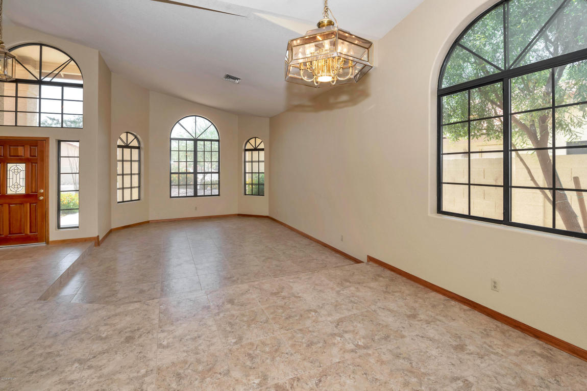 9580 S GRANDVIEW Drive, Tempe, AZ 85284