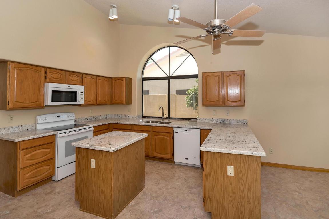 9580 S GRANDVIEW Drive, Tempe, AZ 85284