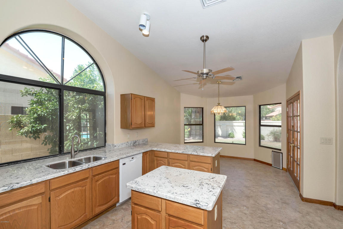 9580 S GRANDVIEW Drive, Tempe, AZ 85284