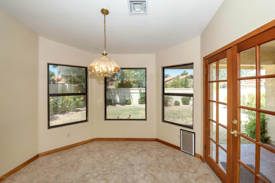 9580 S GRANDVIEW Drive, Tempe, AZ 85284