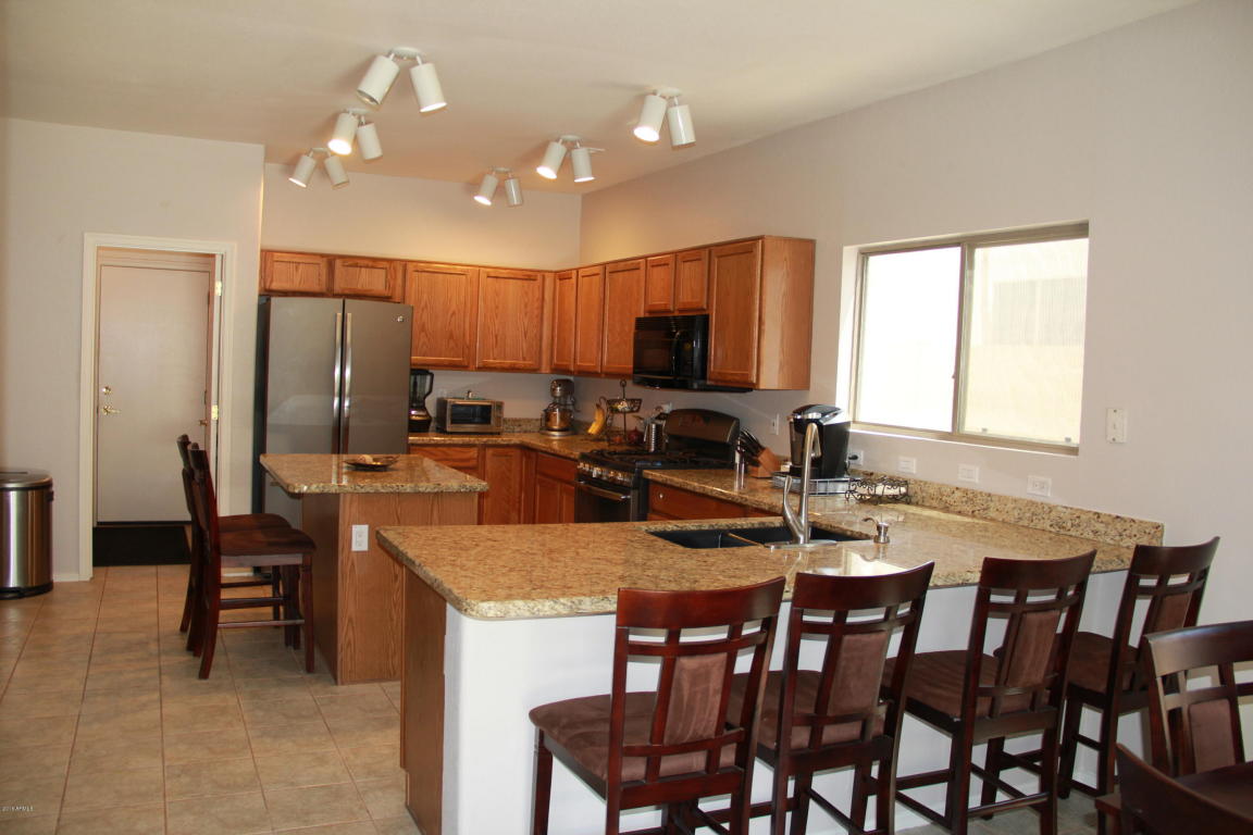1081 W LONGHORN Drive, Chandler, AZ 85286