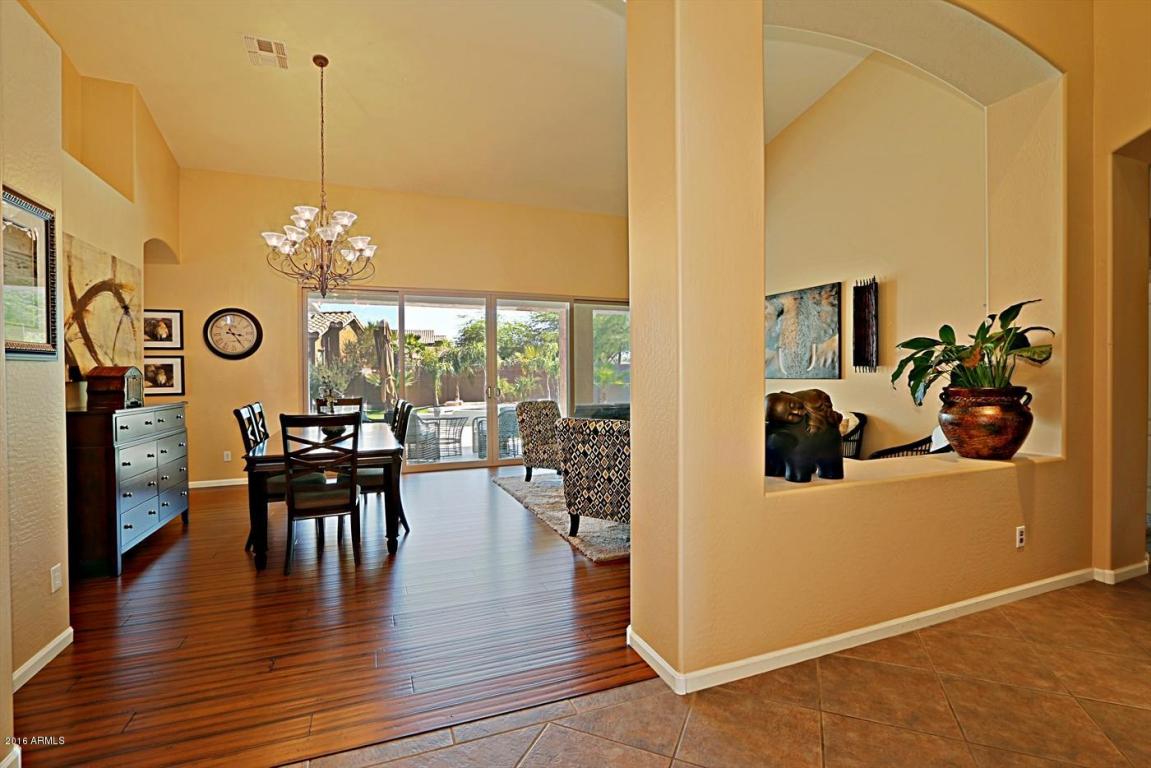 561 W ROADRUNNER Drive, Chandler, AZ 85286