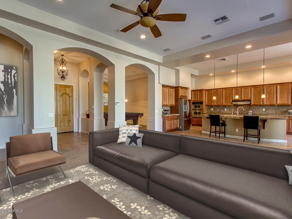 2608 S WHETSTONE Place, Chandler, AZ 85286