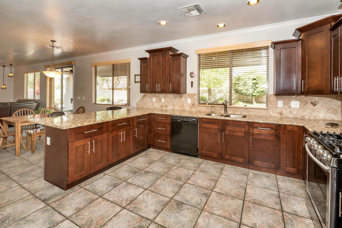 1582 S LOS ALTOS Drive, Chandler, AZ 85286