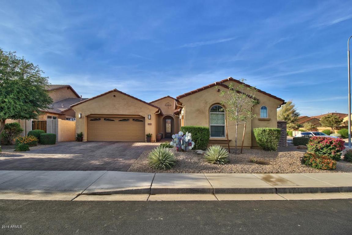 1592 W HOMESTEAD Drive, Chandler, AZ 85286