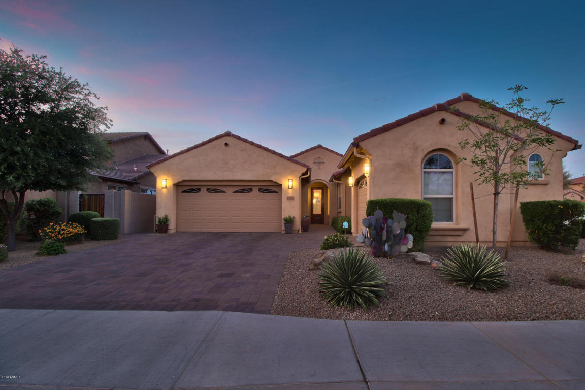 1592 W HOMESTEAD Drive, Chandler, AZ 85286