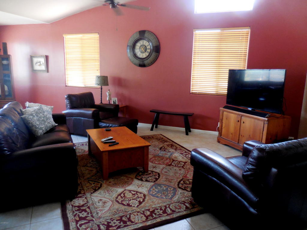 512 S Roanoke Street, Gilbert, AZ 85296