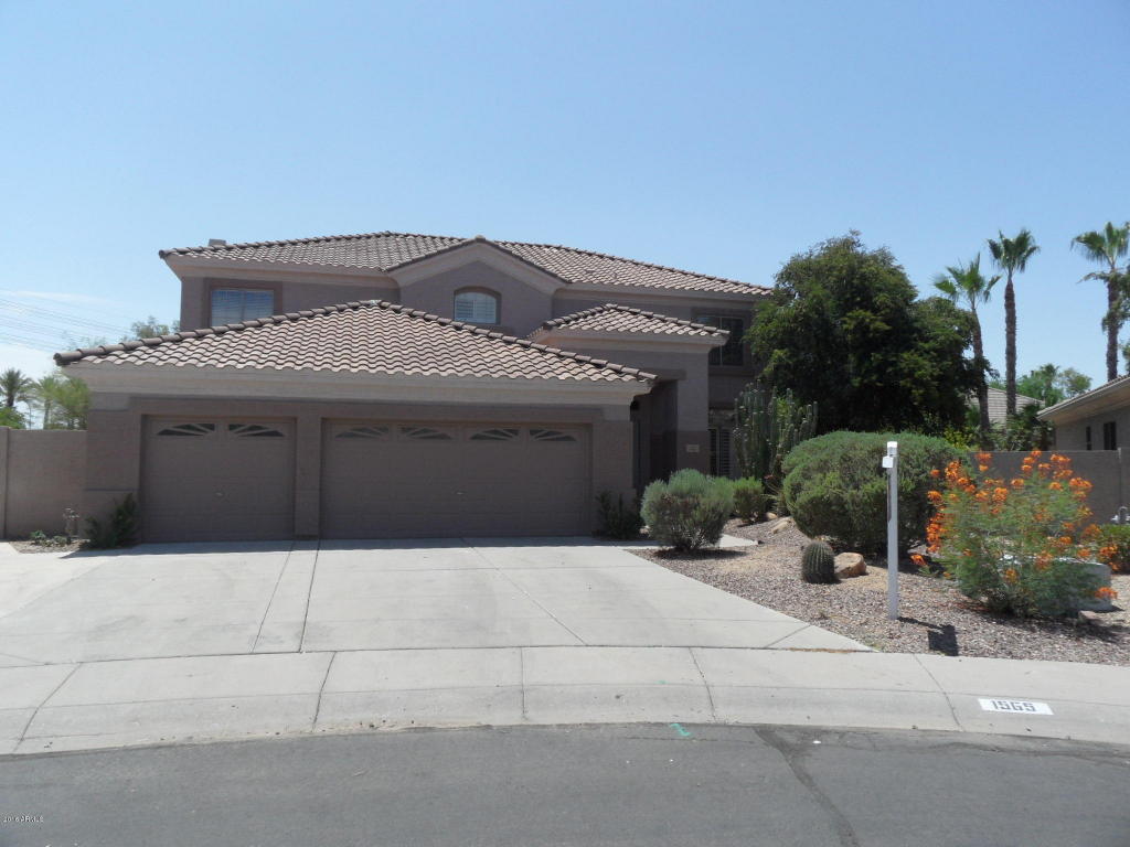 1565 E STIRRUP Court, Gilbert, AZ 85296