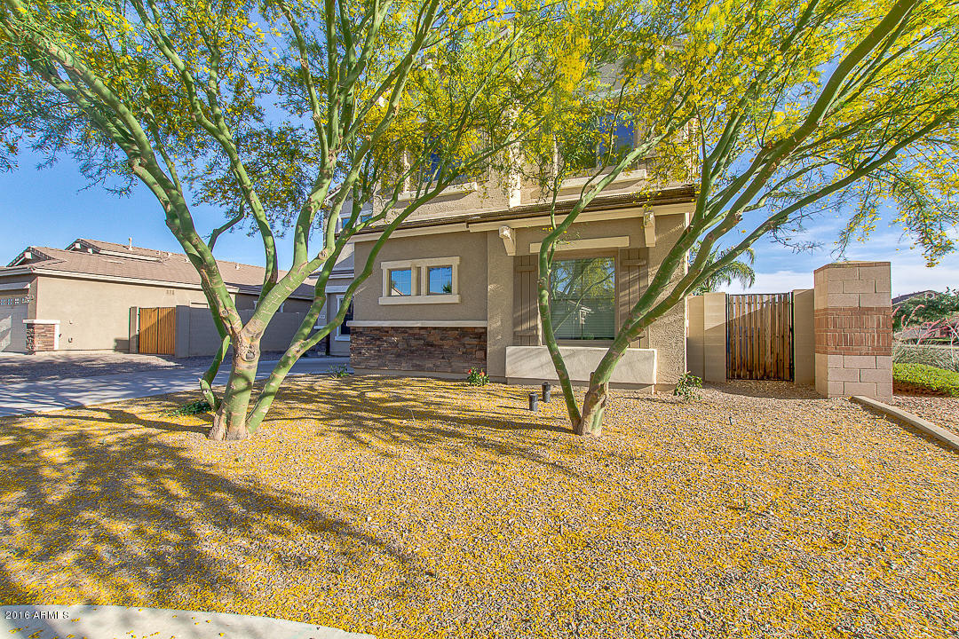 2879 E TRIGGER Way, Gilbert, AZ 85297